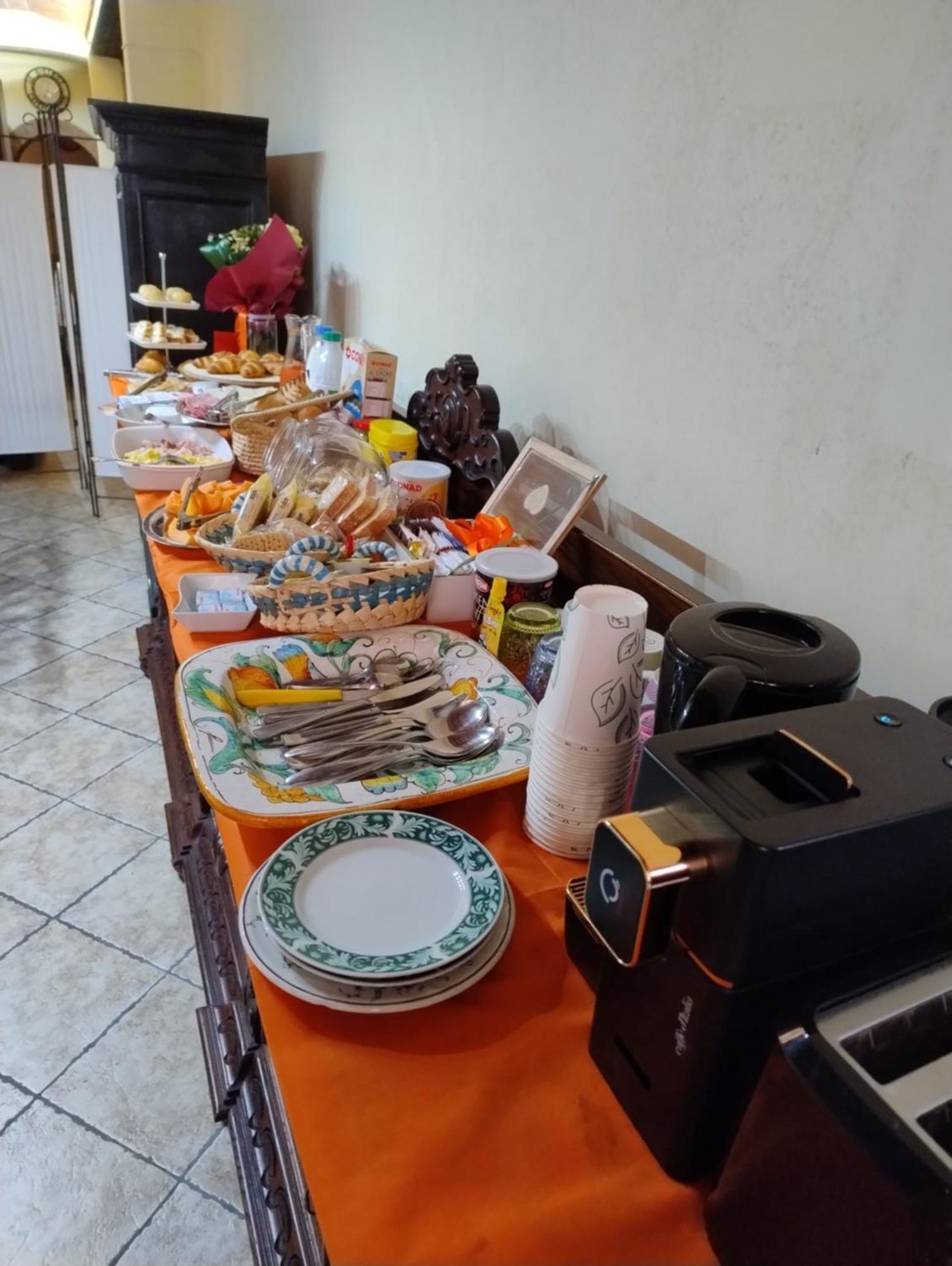 콜레 발델사 La Strega Ubriaca B&B 객실 사진